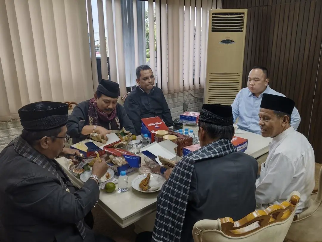 Adat Jangan Hanya Jadi Warisan, Tapi Harus Jadi Kekuatan!